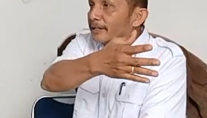 Kepala Desa “Anti Korupsi” Siponjot Diduga Arogan, Paksa Wartawan Bongkar Narasumber Kasus Rabies