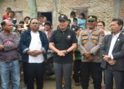 Bupati Tinjau Gerakan Bersih Dalam Rangka HUT Ke-22 Kabupaten Humbang Hasundutan