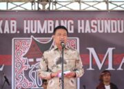 Bupati Humbahas Buka Festival Marende, Ajak Masyarakat Hadir Dan Bernyanyi Bersama