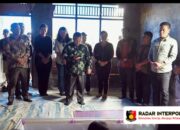 Bupati Humbang Hasundutan Melayat ke Rumah Duka Almarhum Levinder Simanullang, Warga Terdampak Banjir dan Longsor di Panggugunan