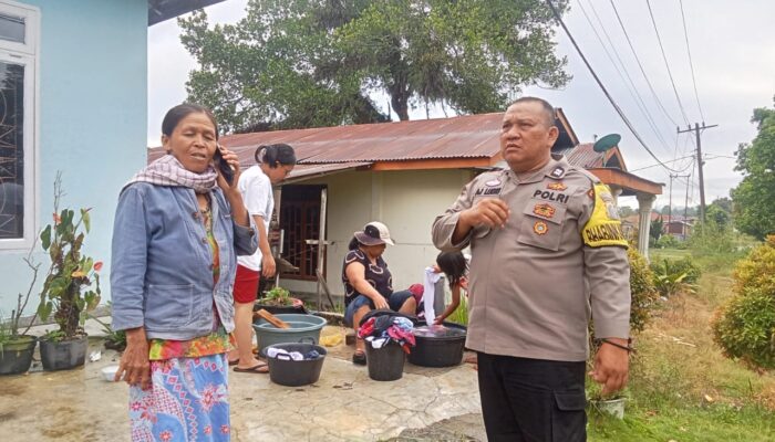 Humanis dan Preventif, Sat Binmas Humbahas Rutin Sambangi Warga Desa Binaan