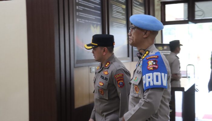 Kapolres Humbahas Dampingi Pemeriksaan Senjata Api oleh Divpropam Polri