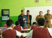 Tinjau Langsung TKA SD 2026, Pemkot Cimahi Tekankan Keamanan Siswa dan Larang Euforia Berlebihan