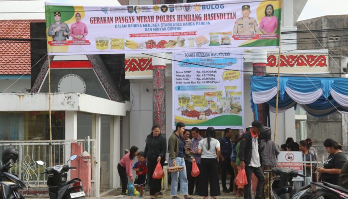 Jaga Stabilitas Harga, Polres Humbahas Gelar Pangan Murah di Doloksanggul.