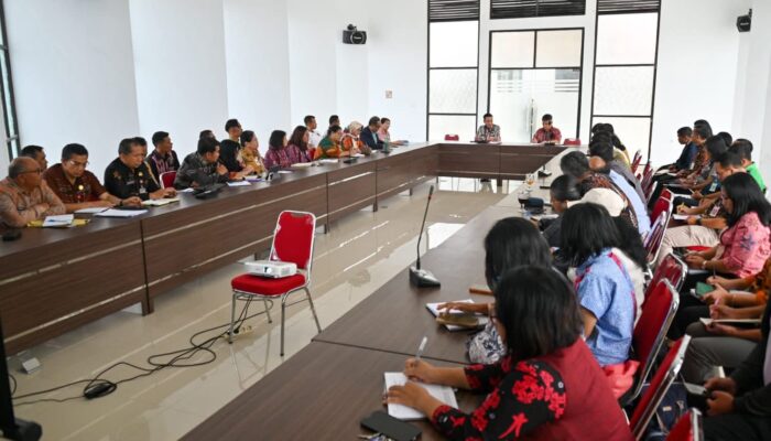 Bupati Oloan Paniaran Nababan Pimpin Rapat Perdana Persiapan HUT Ke-23 Humbang Hasundutan Tahun 2026