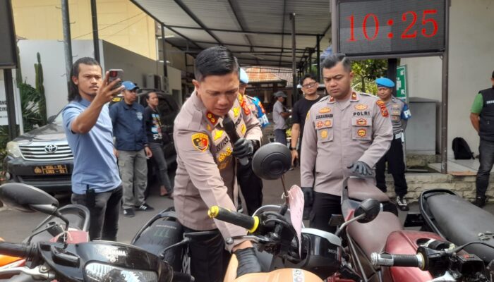 Polres Cimahi Bekuk Belasan Pelaku Curanmor Dan Sita Sejumlah Barang Bukti Kendaraan