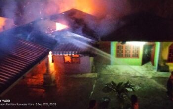 Kebakaran Rumah di Desa Sionom Hudon Selatan, Pemkab Humbahas Lakukan Penanganan Cepat