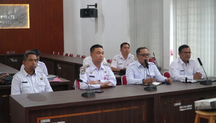 Komitmen Dukung Percepatan Pemulihan Infrastruktur Pascabencana Bidang Pendidikan, Pemkab Humbahas ikuti Rakor secara Zoom