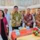 Bupati Humbahas Terima Piagam Penghargaan pada KI Award 2026