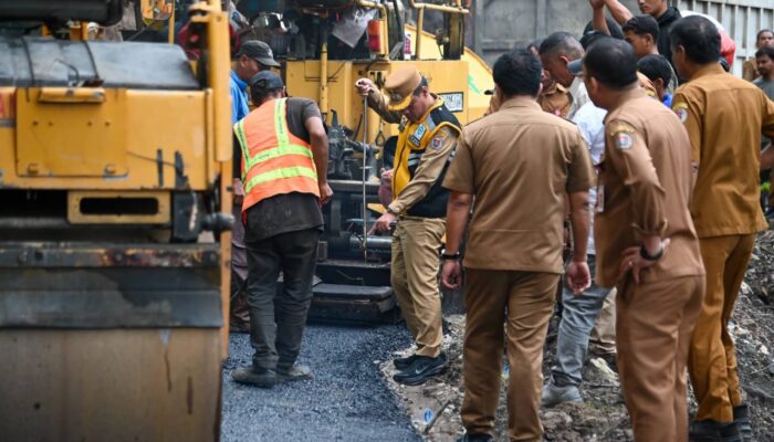 Tinjau Pembangunan Jalan Sipagabu–Banuarea–Sijarango, Bupati Humbahas Apresiasi Dukungan Pemprov Sumut